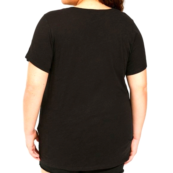 ❤️NWT VINTAGE TORRID TEE - FRIDAY THE 13TH JASON VOORHEES DISTRESSED MASK - PLUS - Picture 3 of 12